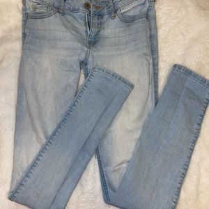Size : 0S Hollister Super Skinny Jeans